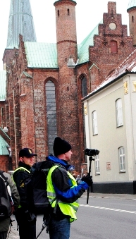 Politi filmer fredelig antifascistisk demonstration mod ekstremistgruppen White Pride Århus 6. februar 2010